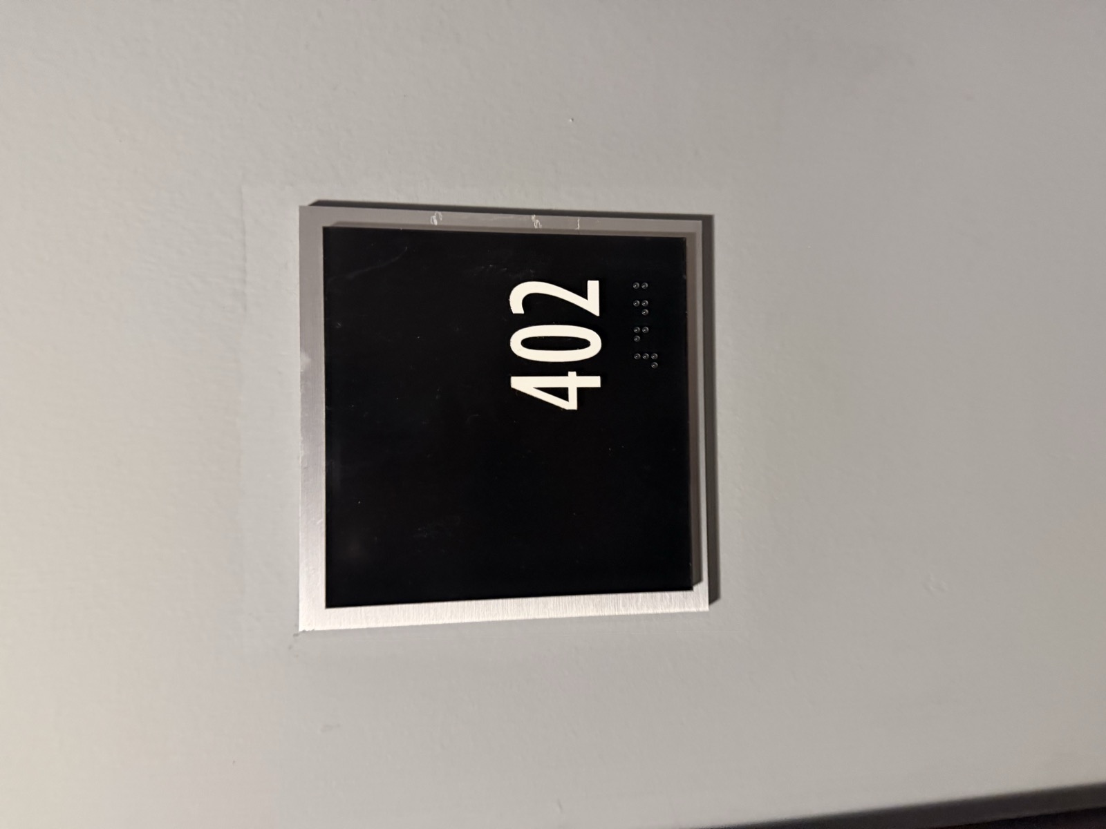 402