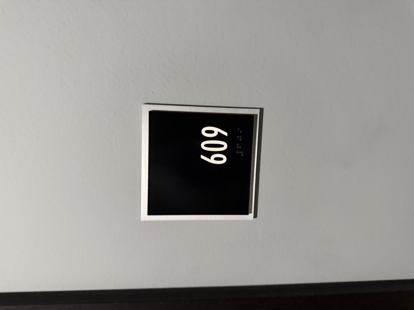 609-100