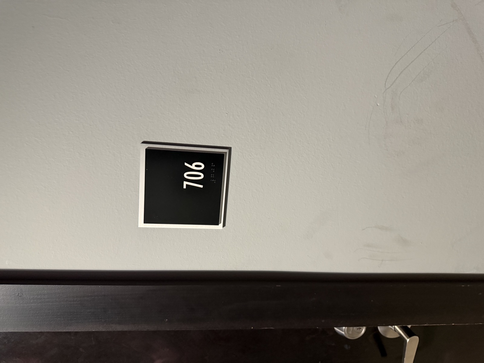 706-100